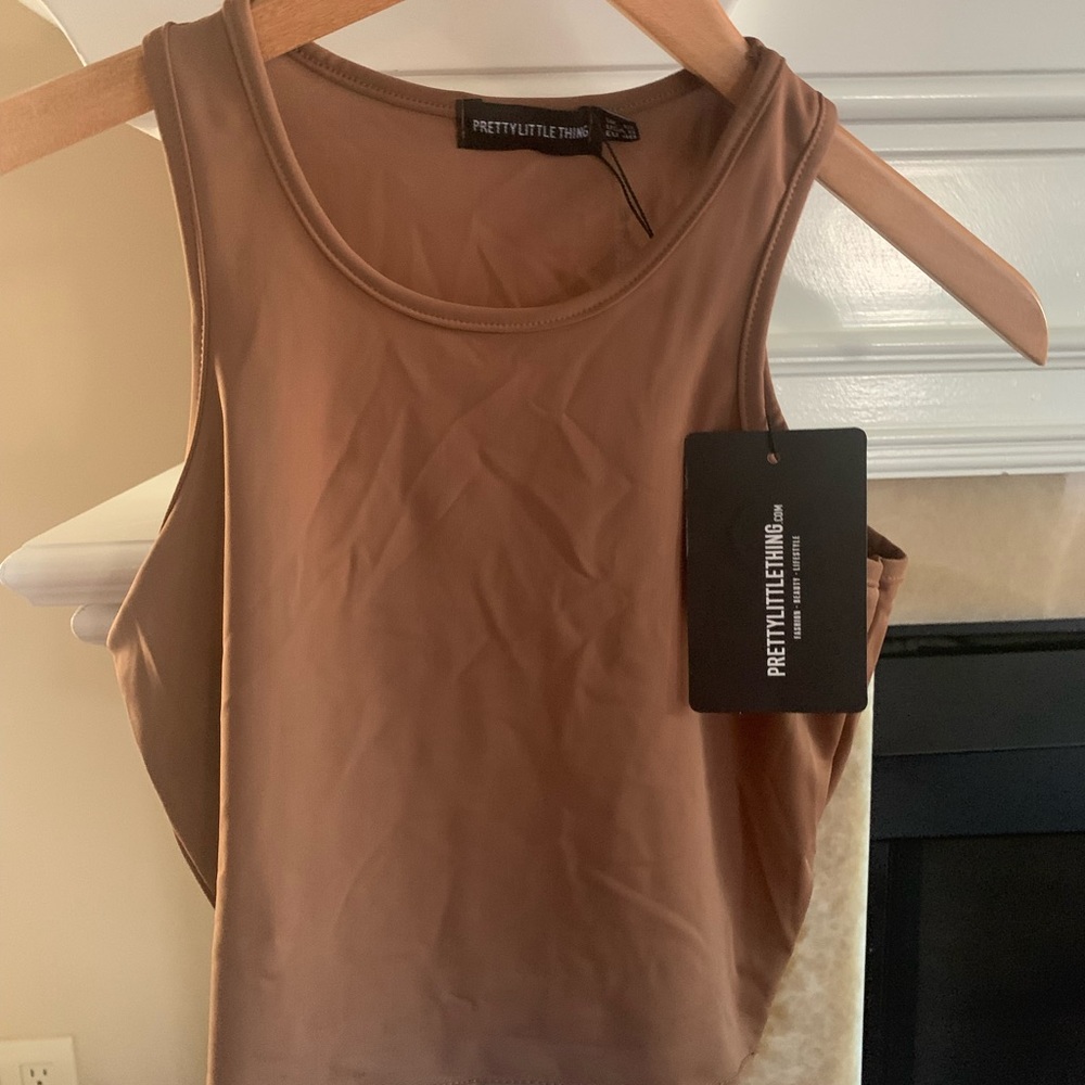 Fitted racer crop top